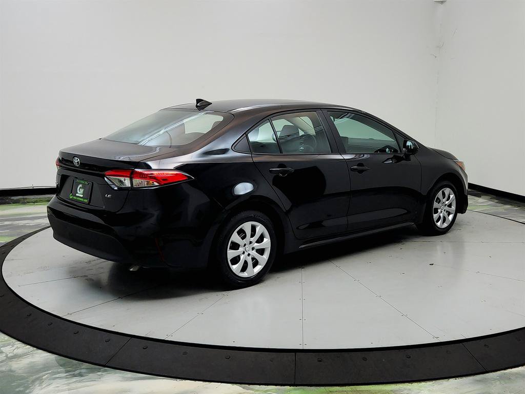 Used 2026 Toyota Corolla LE FWD image 5
