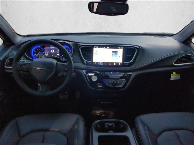 New 2026 Chrysler Pacifica Select w/ S Appearance Package FWD image 14