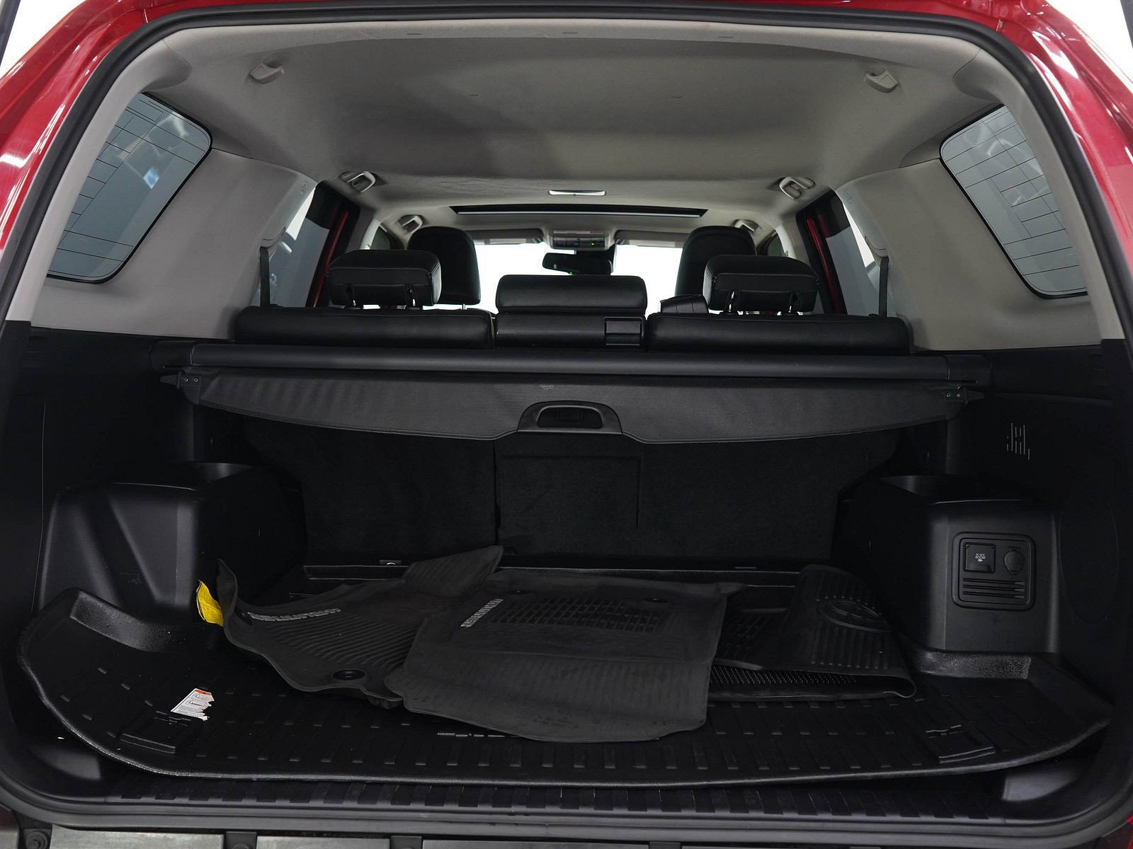 Used 2021 Toyota 4Runner Limited AWD/4WD image 9