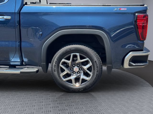 Used 2022 GMC Sierra 1500 SLT w/ SLT Convenience Package AWD/4WD image 29