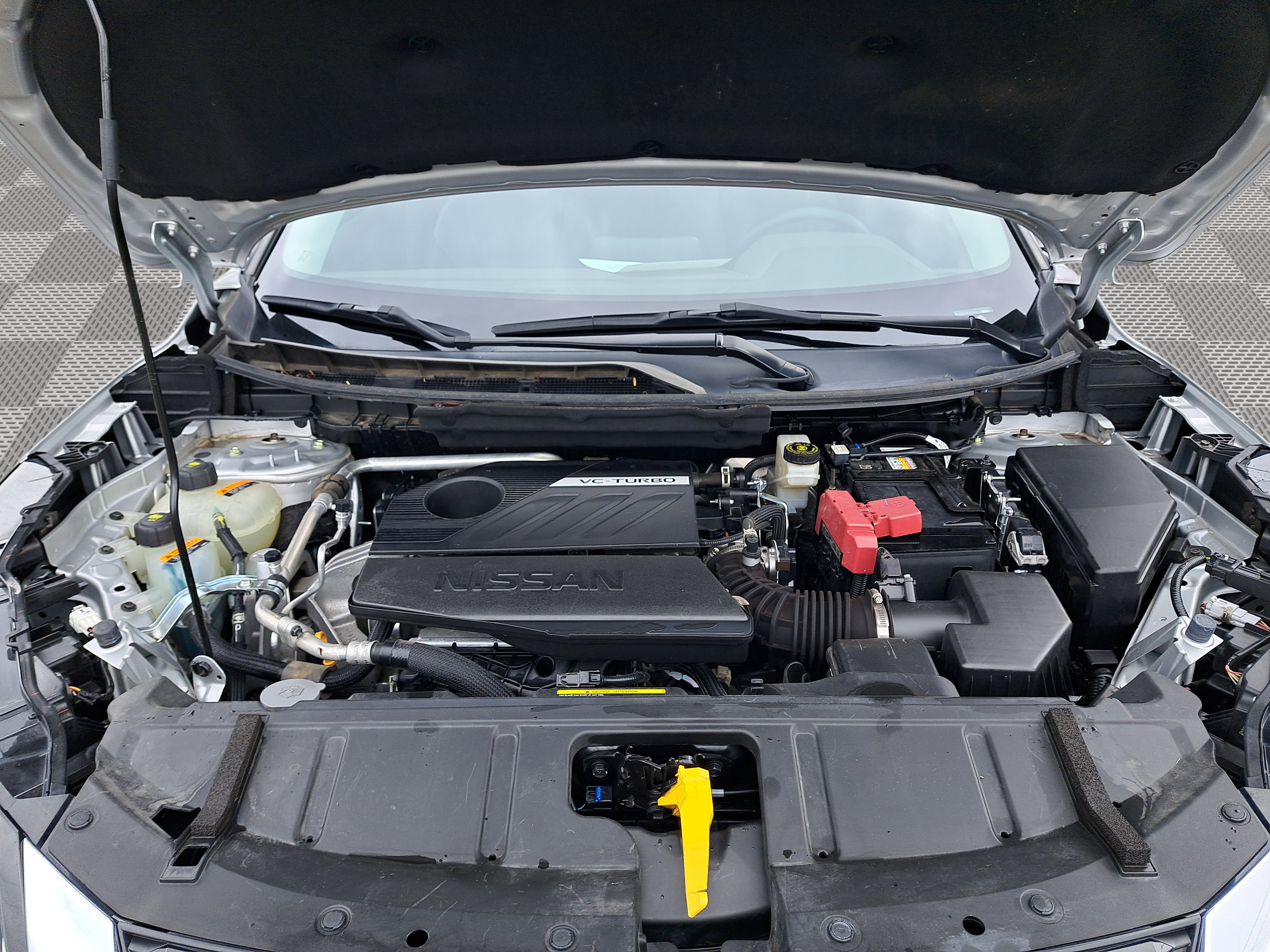 Used 2023 Nissan Rogue SV image 27