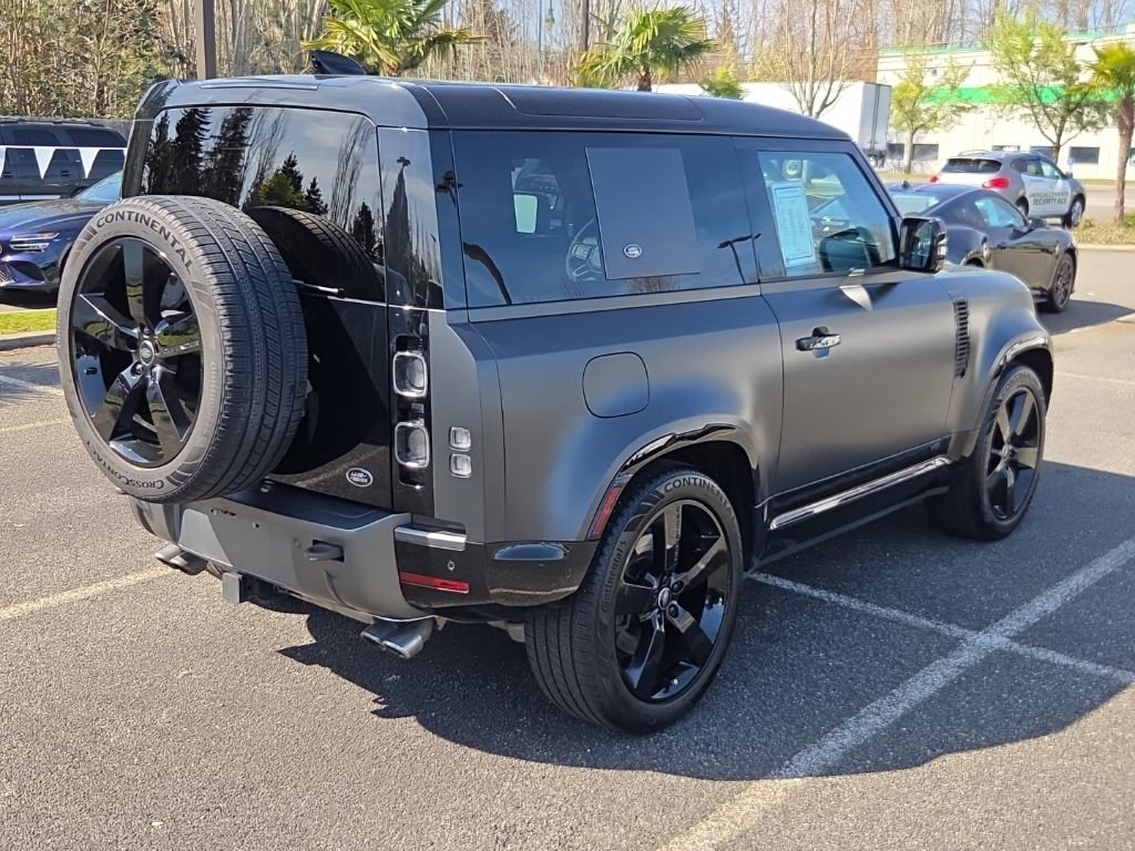 Used 2023 Land Rover Defender 90 V8 image 6