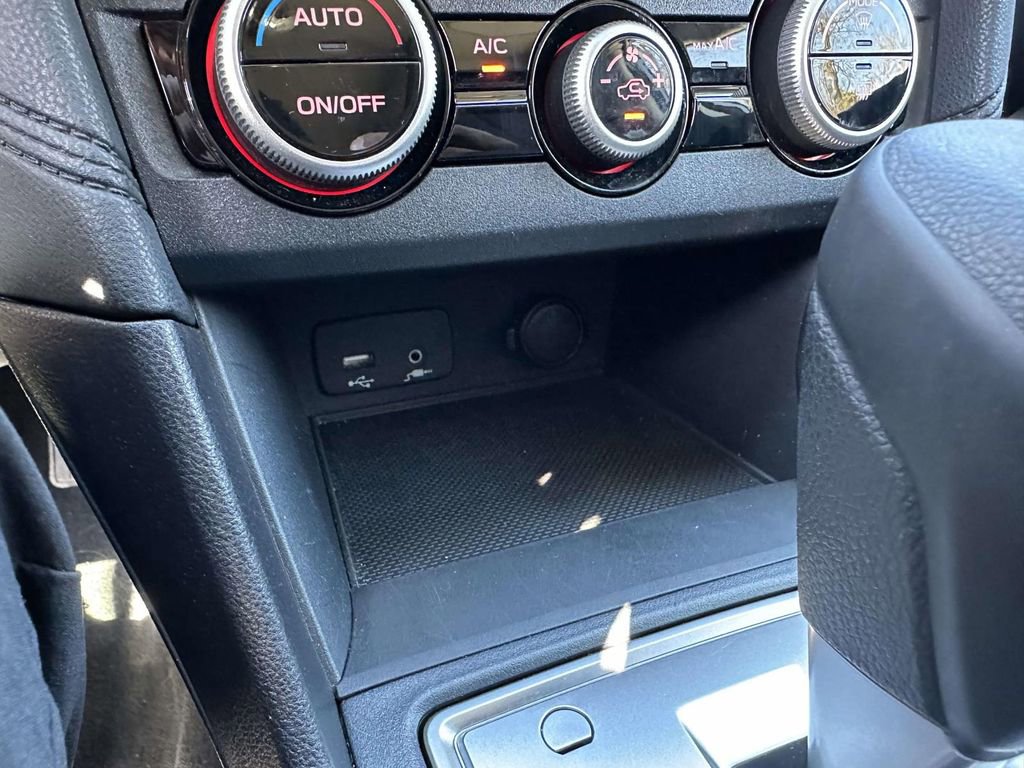 Certified 2023 Subaru Crosstrek 2.0i image 21