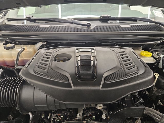Used 2025 Jeep Wagoneer Series II AWD/4WD image 38