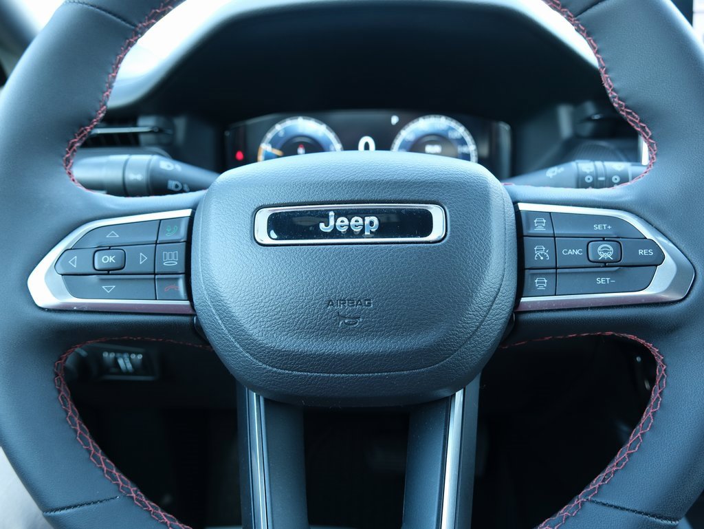 Used 2024 Jeep Compass Trailhawk w/ Trailhawk Elite Group image 16