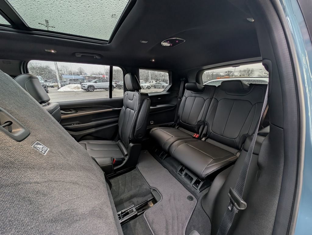 New 2026 Jeep Grand Cherokee L Limited image 18