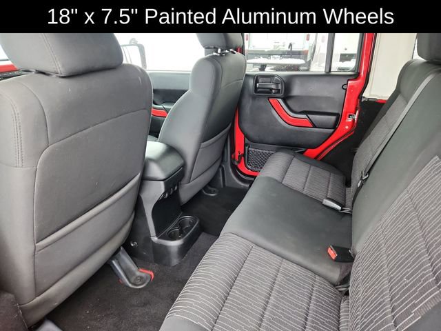 Used 2012 Jeep Wrangler Unlimited Sahara image 26