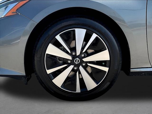 Used 2022 Nissan Altima 2.5 SV FWD image 33