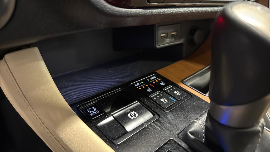 Used 2021 Lexus RX 350 AWD w/ Premium Package image 27