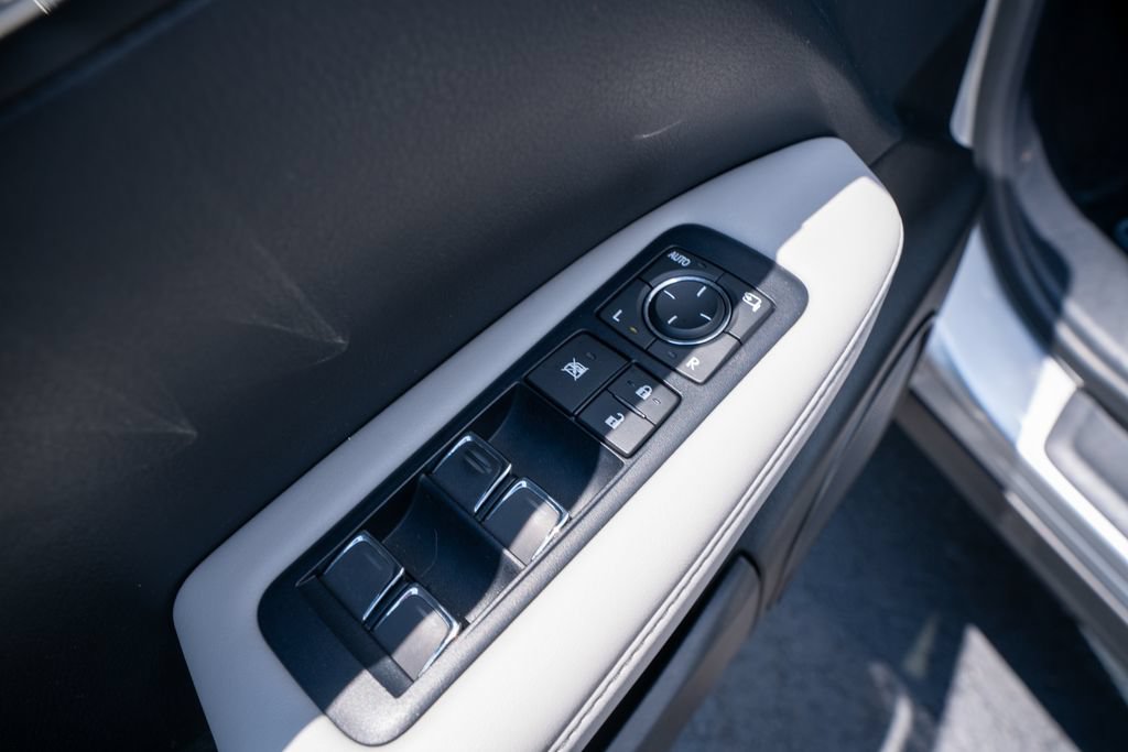 Used 2019 Lexus RX 350L FWD w/ Premium Package image 28