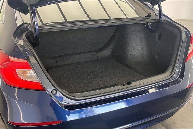 Used 2019 Honda Accord LX image 28