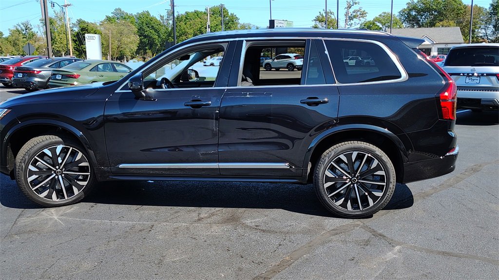 New 2026 Volvo XC90 B6 Plus w/ Protection Package Premier image 5