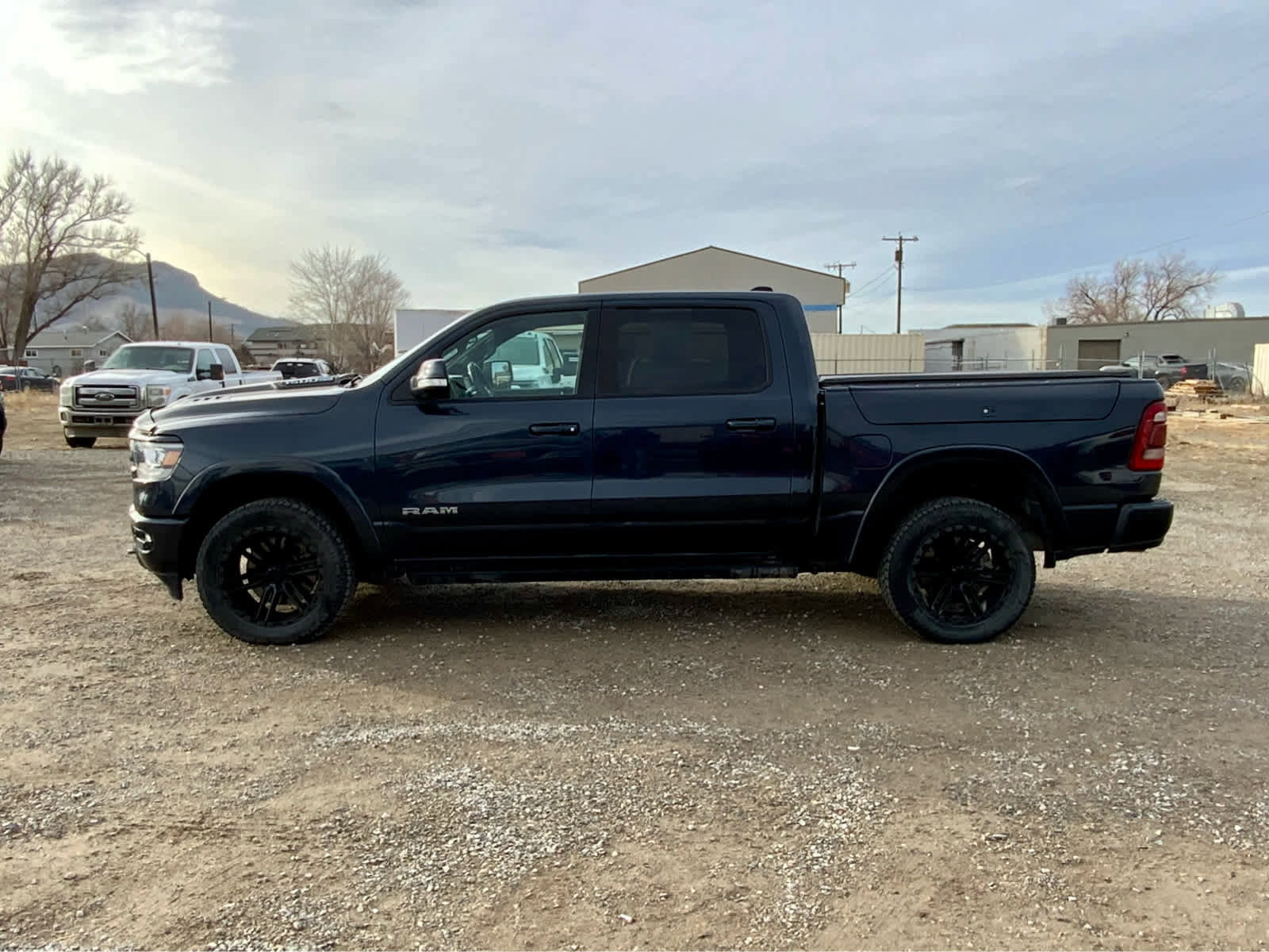 Used 2019 RAM 1500 Laramie image 2