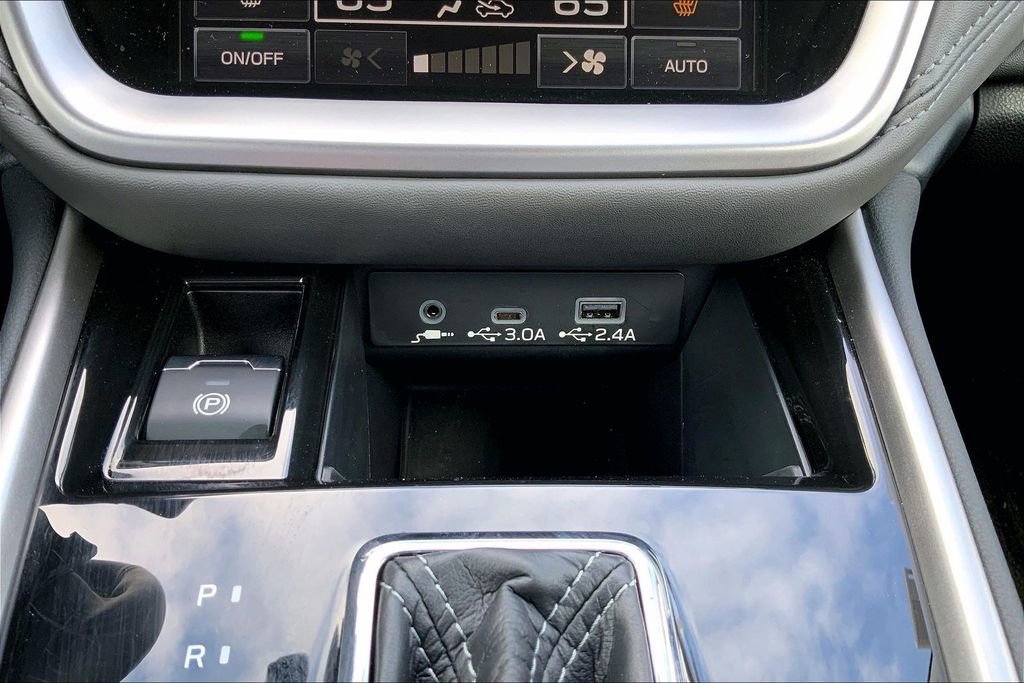 Certified 2025 Subaru Outback Onyx Edition image 15