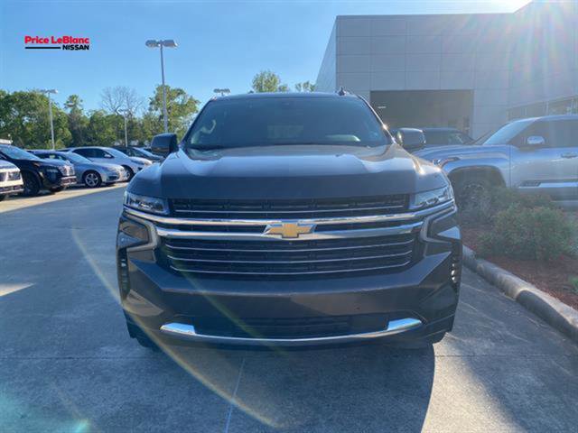 Used 2021 Chevrolet Suburban LT w/ LT Signature Package image 4