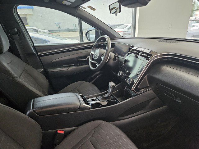 Used 2023 Hyundai Santa Cruz Night AWD/4WD image 13