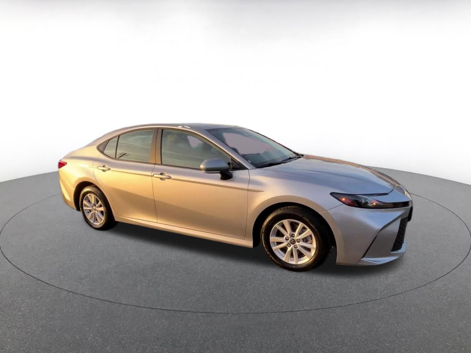 Used 2025 Toyota Camry LE video 2