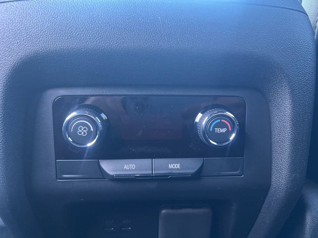 New 2026 Chevrolet Traverse LT w/ Driver Confidence Package image 24