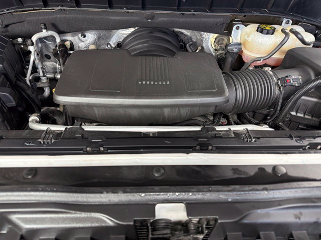 Used 2019 Chevrolet Silverado 1500 LTZ AWD/4WD image 32
