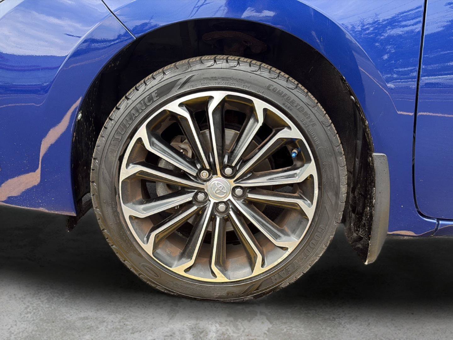 Used 2015 Toyota Corolla S FWD image 22