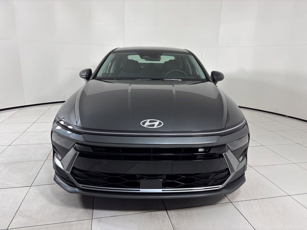 New 2026 Hyundai Sonata Blue FWD image 8