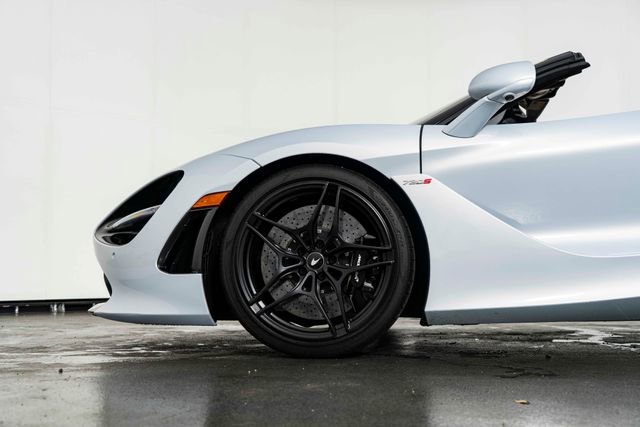Used 2020 McLaren 720S Luxury RWD image 15