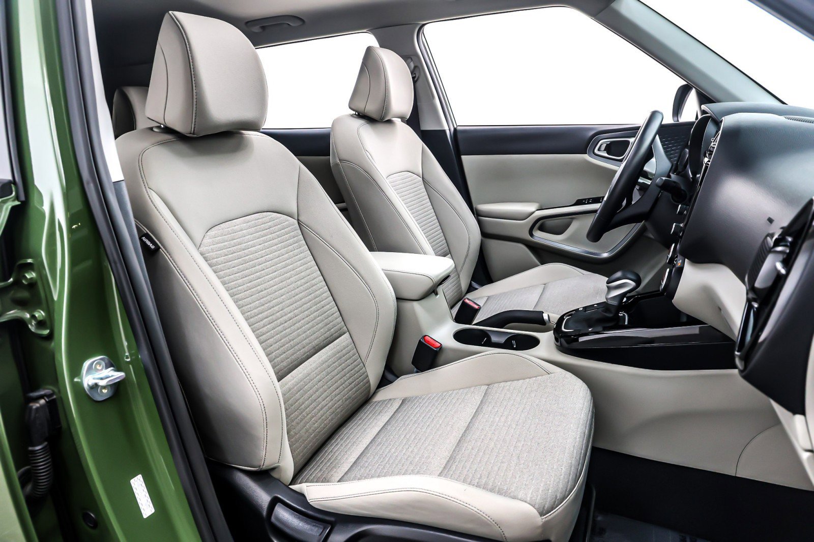 Used 2023 Kia Soul EX image 8