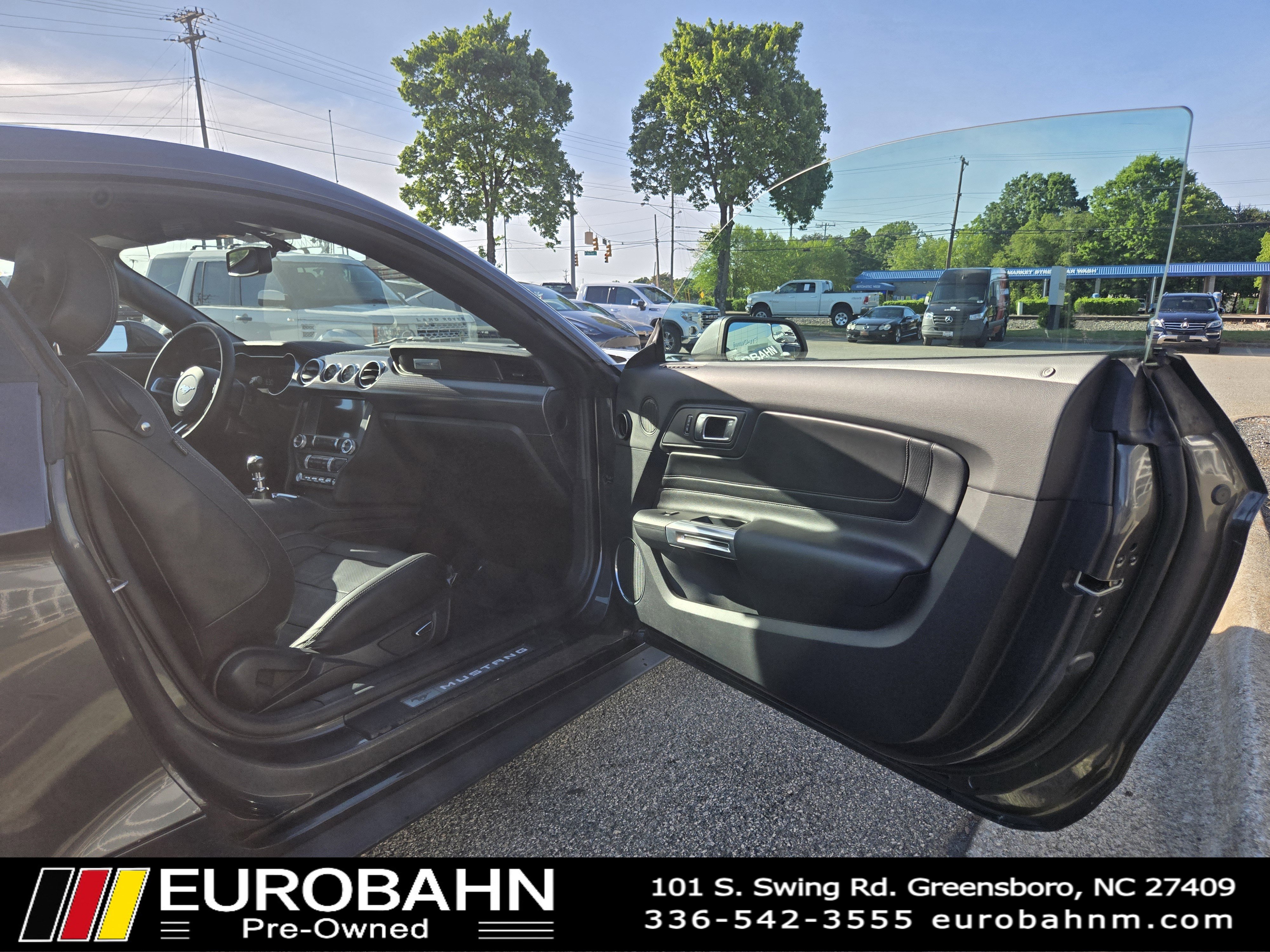 Used 2018 Ford Mustang GT Premium w/ GT Performance Package RWD image 17