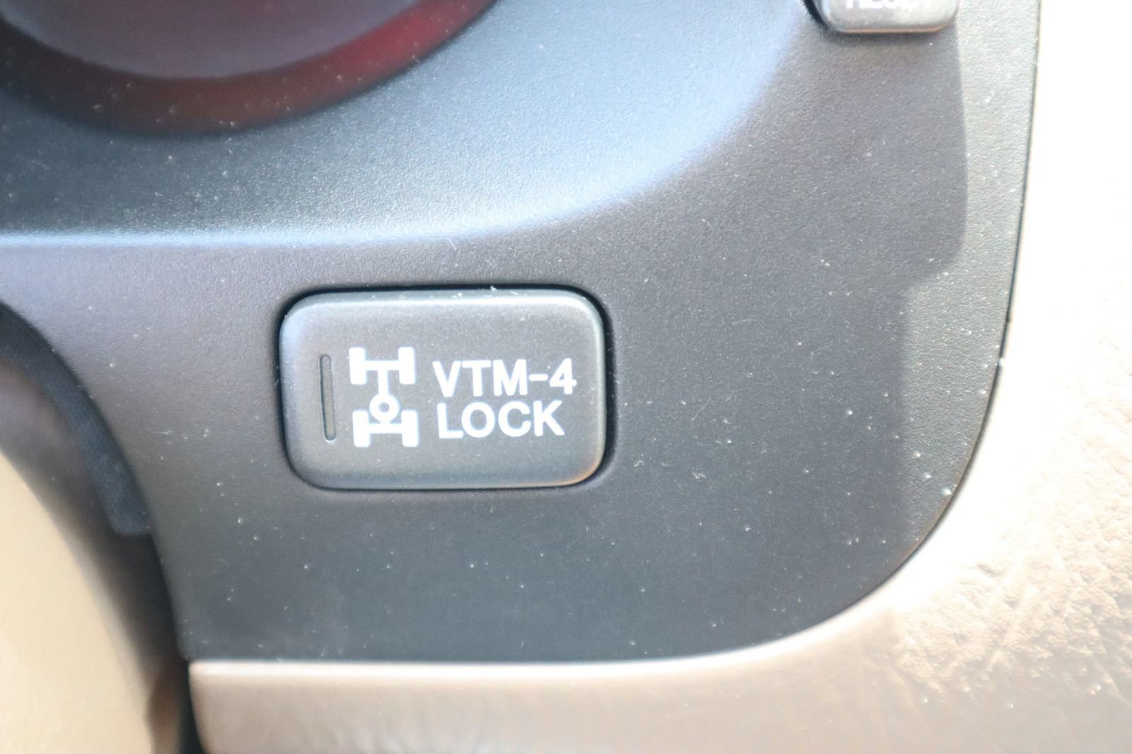 Used 2003 Acura MDX Touring AWD/4WD image 33