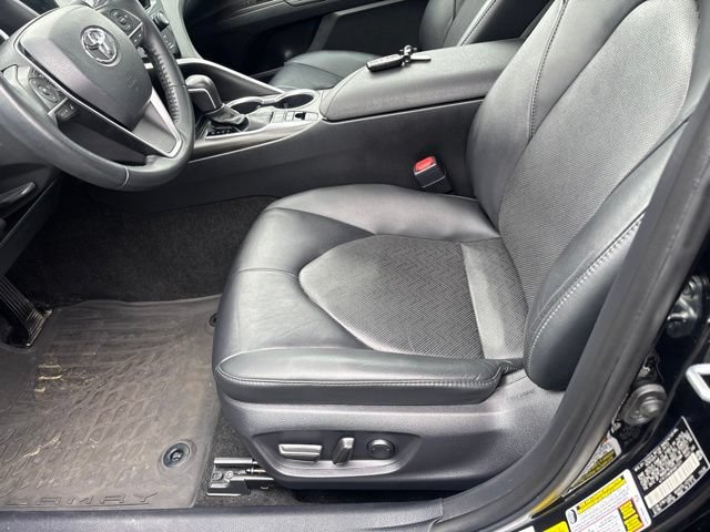 Used 2023 Toyota Camry XLE w/ Cold Weather Package FWD image 12
