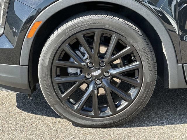 Used 2023 Cadillac XT4 Sport w/ LPO, Onyx Lite Package AWD/4WD image 8