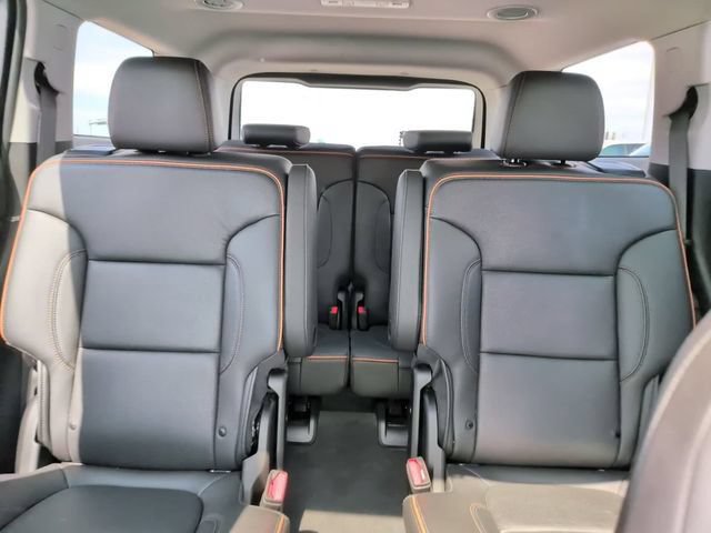 Certified 2023 GMC Acadia AT4 w/ Technology Package AWD/4WD image 28