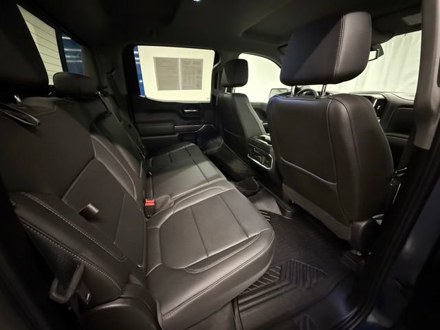 Used 2020 Chevrolet Silverado 1500 LTZ AWD/4WD image 7