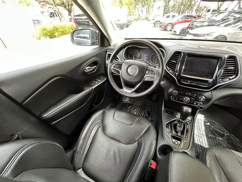 Used 2019 Jeep Cherokee Limited image 9