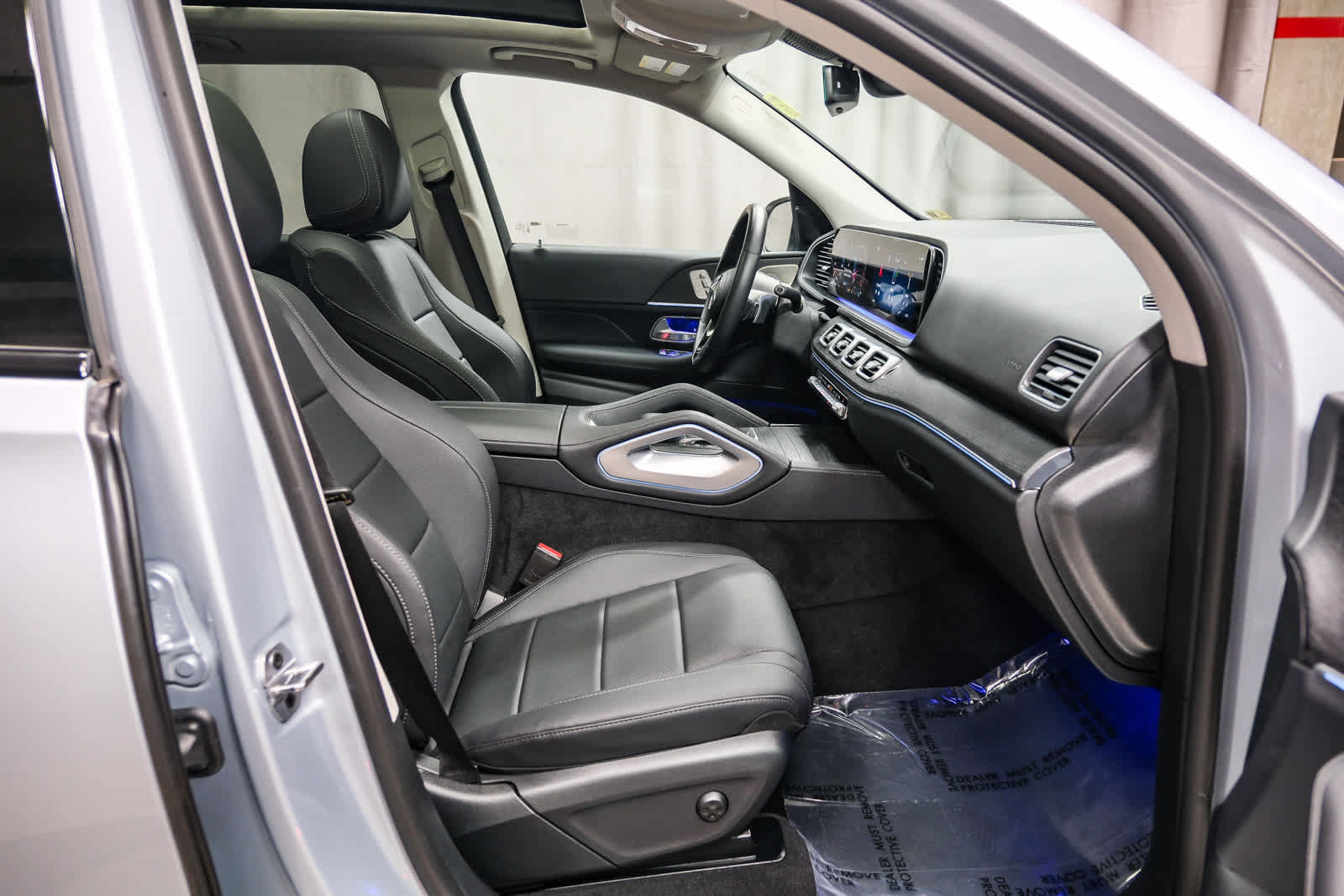 Used 2026 Mercedes-Benz GLE 450 4MATIC w/ Night Package image 22