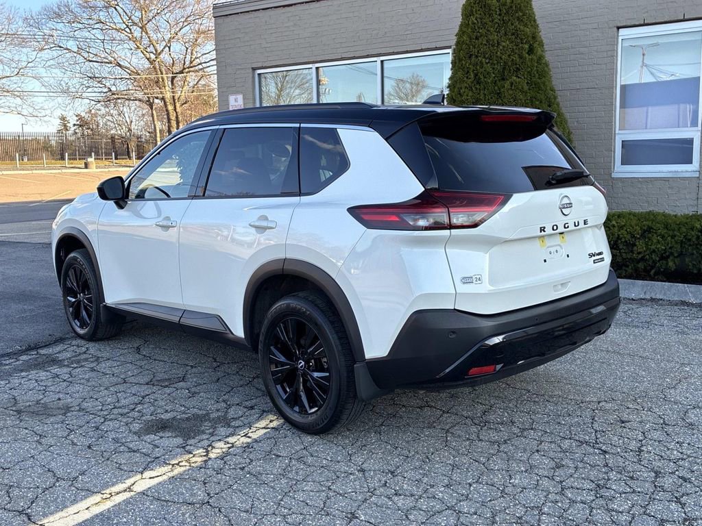 Certified 2023 Nissan Rogue SV w/ SV Premium B Package image 5