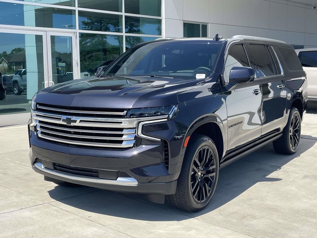 Used 2024 Chevrolet Suburban High Country w/ Premium Package AWD/4WD image 2