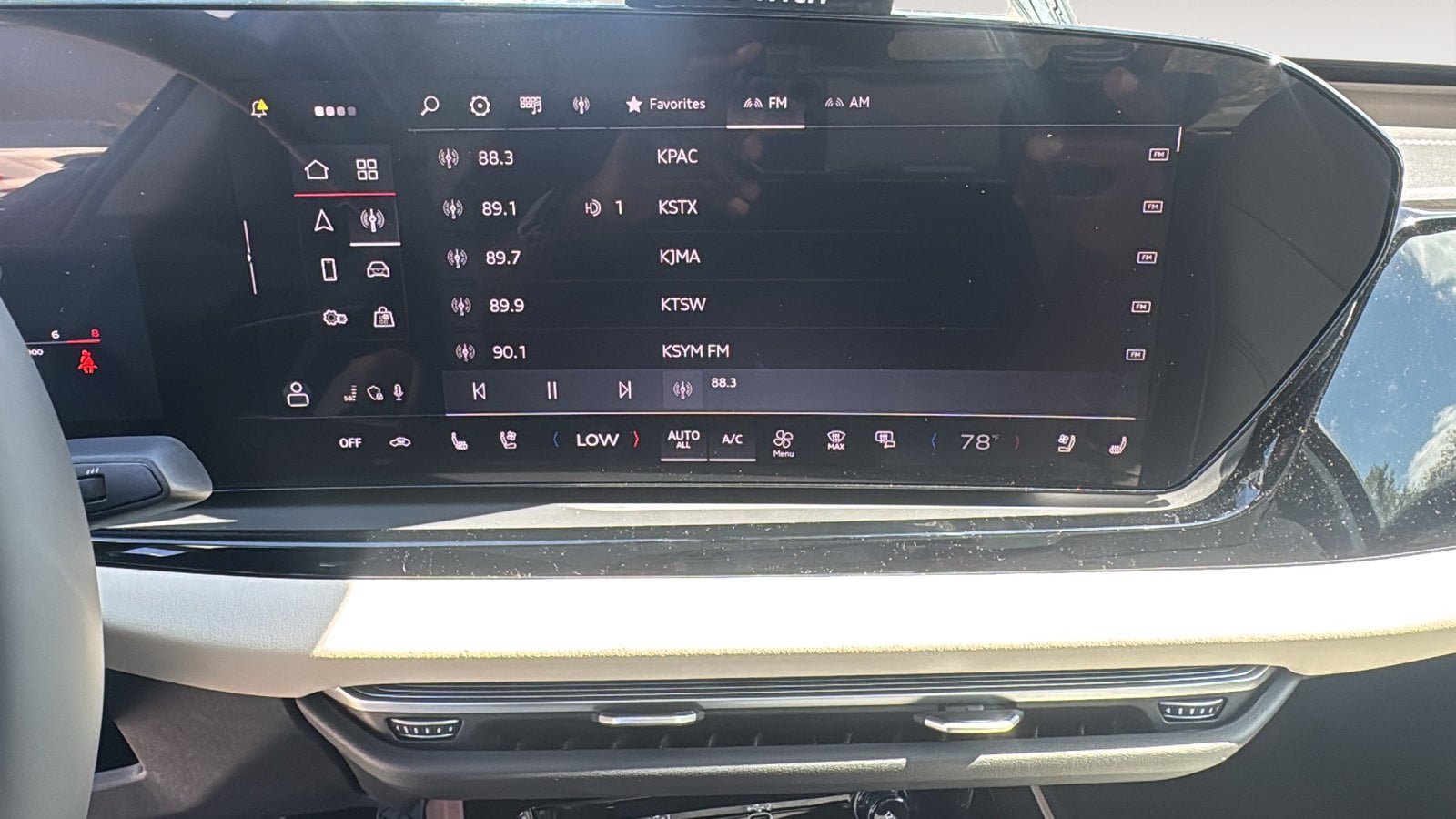 New 2026 Audi A6 Premium Plus AWD/4WD image 18