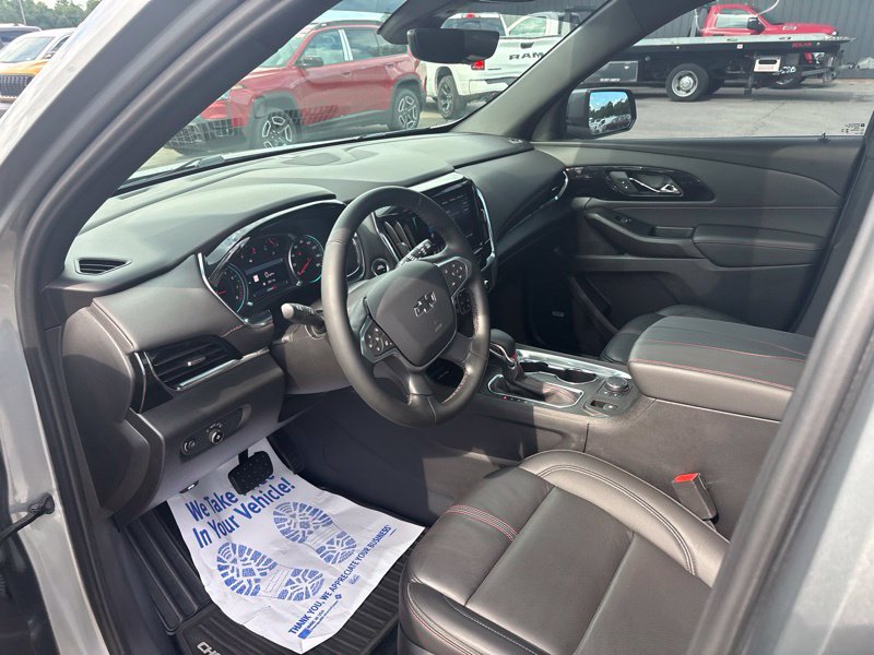 Used 2023 Chevrolet Traverse RS AWD/4WD image 27