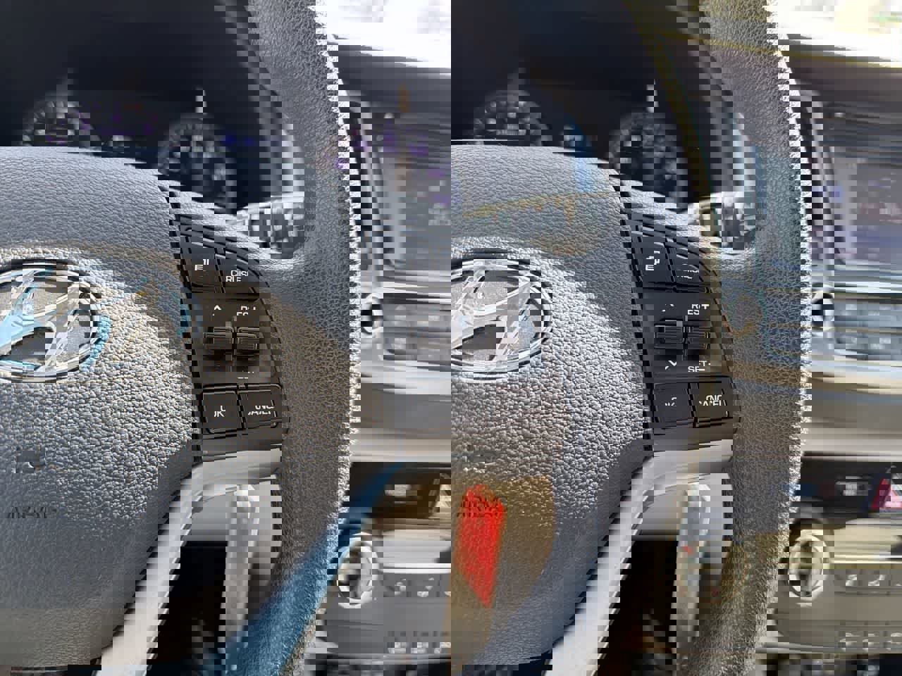 Used 2017 Hyundai Tucson SE AWD/4WD image 29