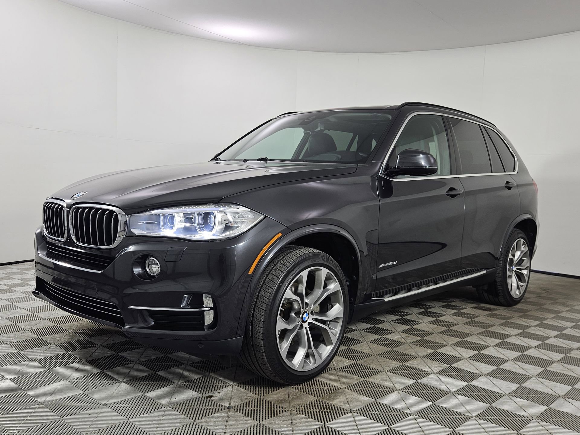 Used 2016 BMW X5 xDrive35d AWD/4WD image 3