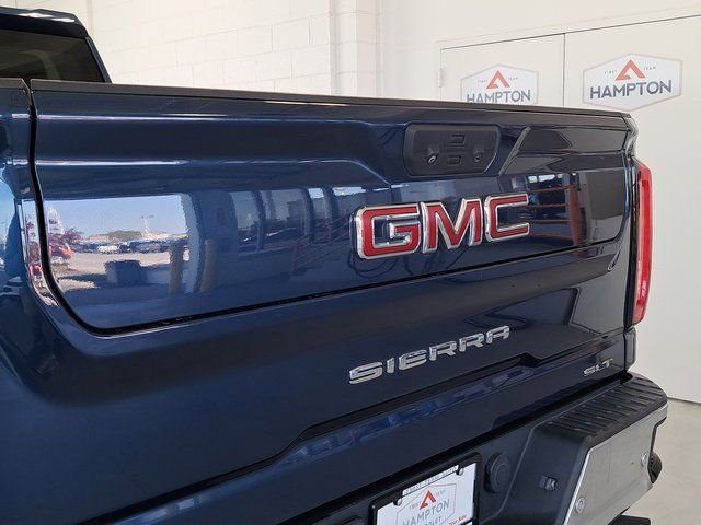 Used 2022 GMC Sierra 2500 SLT w/ SLT Preferred Package image 35