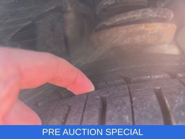 Used 2015 Chevrolet Malibu LT w/ Power Convenience Package image 4