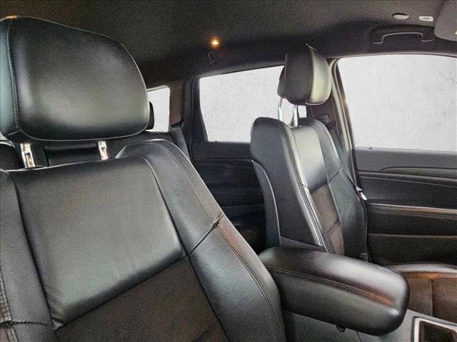 Used 2018 Jeep Grand Cherokee Altitude RWD image 22