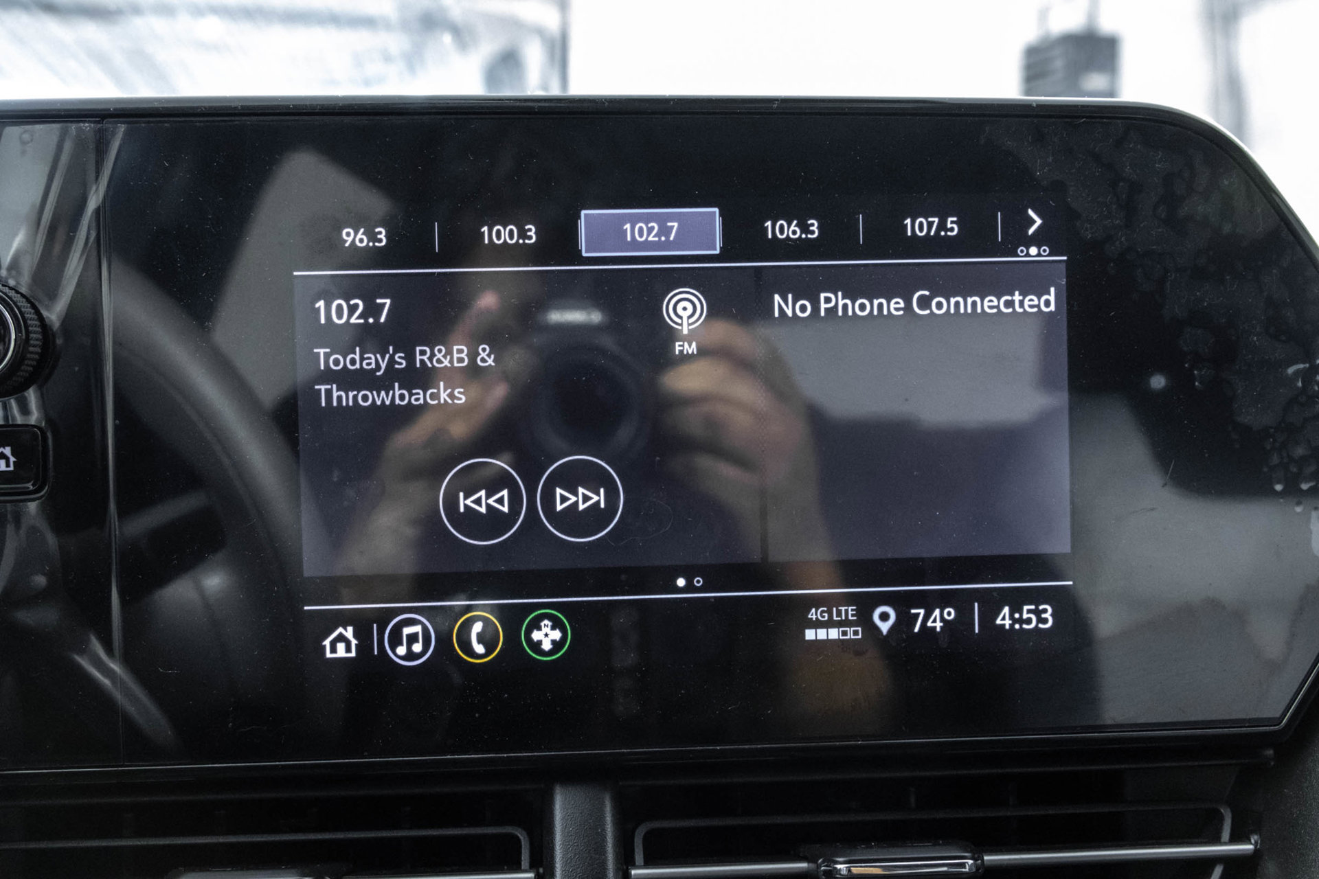 Used 2025 Chevrolet Trax LS w/ LS Convenience Package FWD image 29