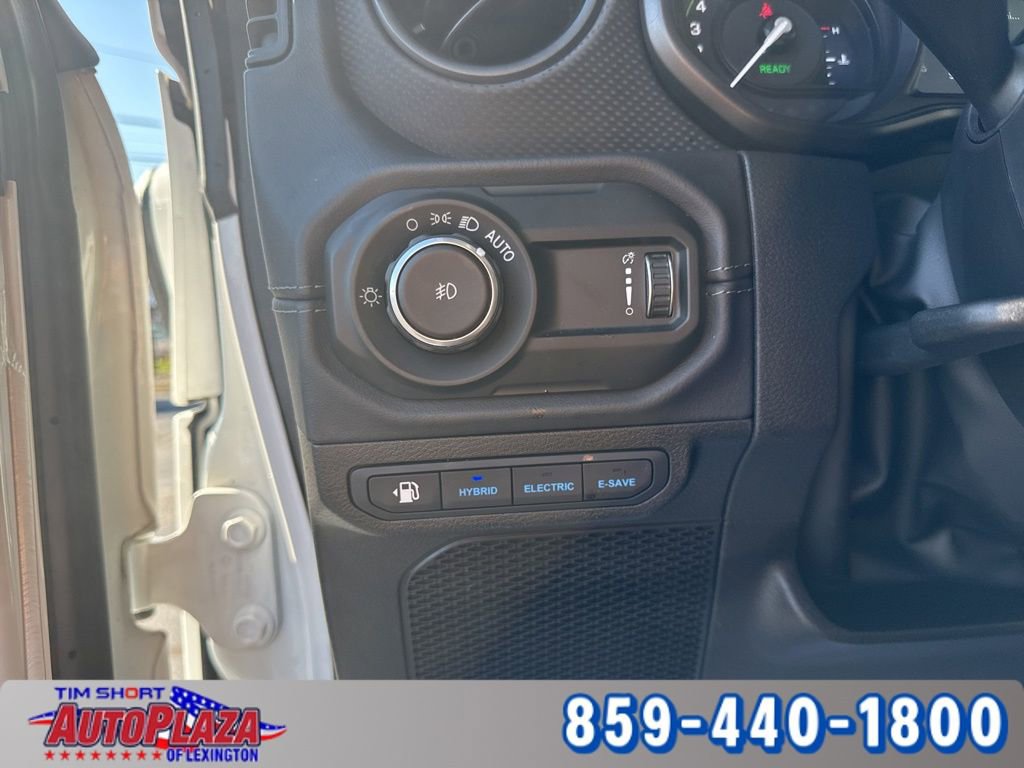 Used 2025 Jeep Wrangler Unlimited Rubicon 4xe w/ Convenience Group image 17