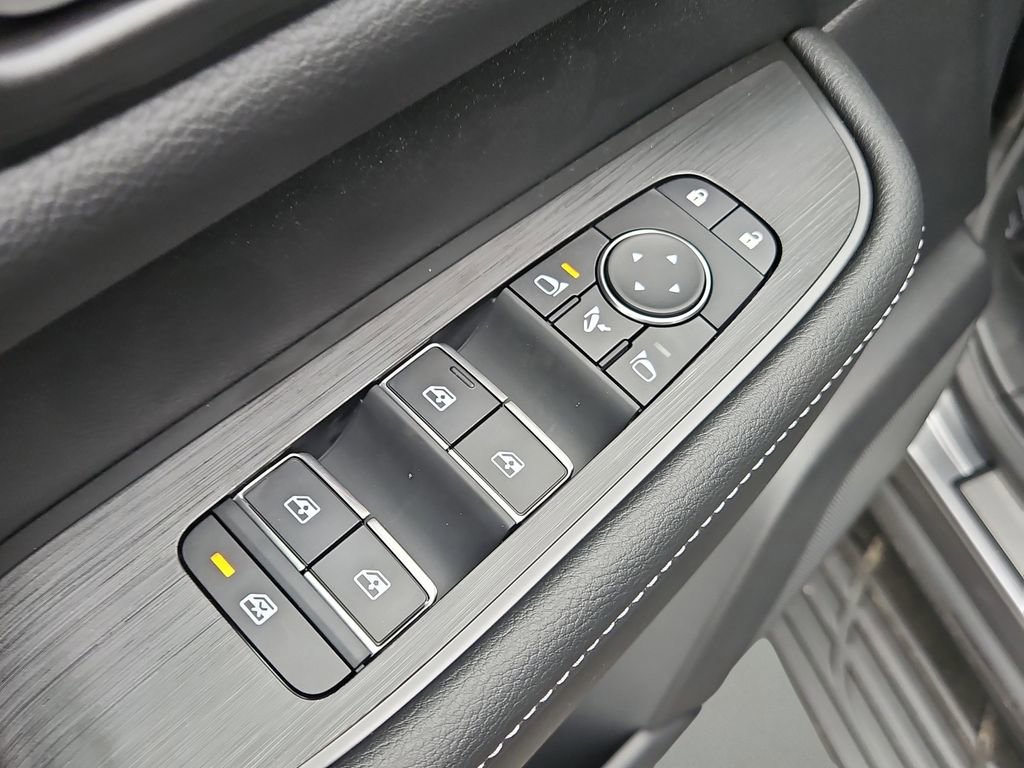 New 2025 Nissan Armada Platinum w/ Convenience Package image 18