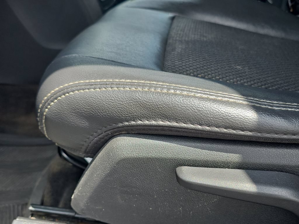 Used 2015 Jeep Compass 4WD image 28