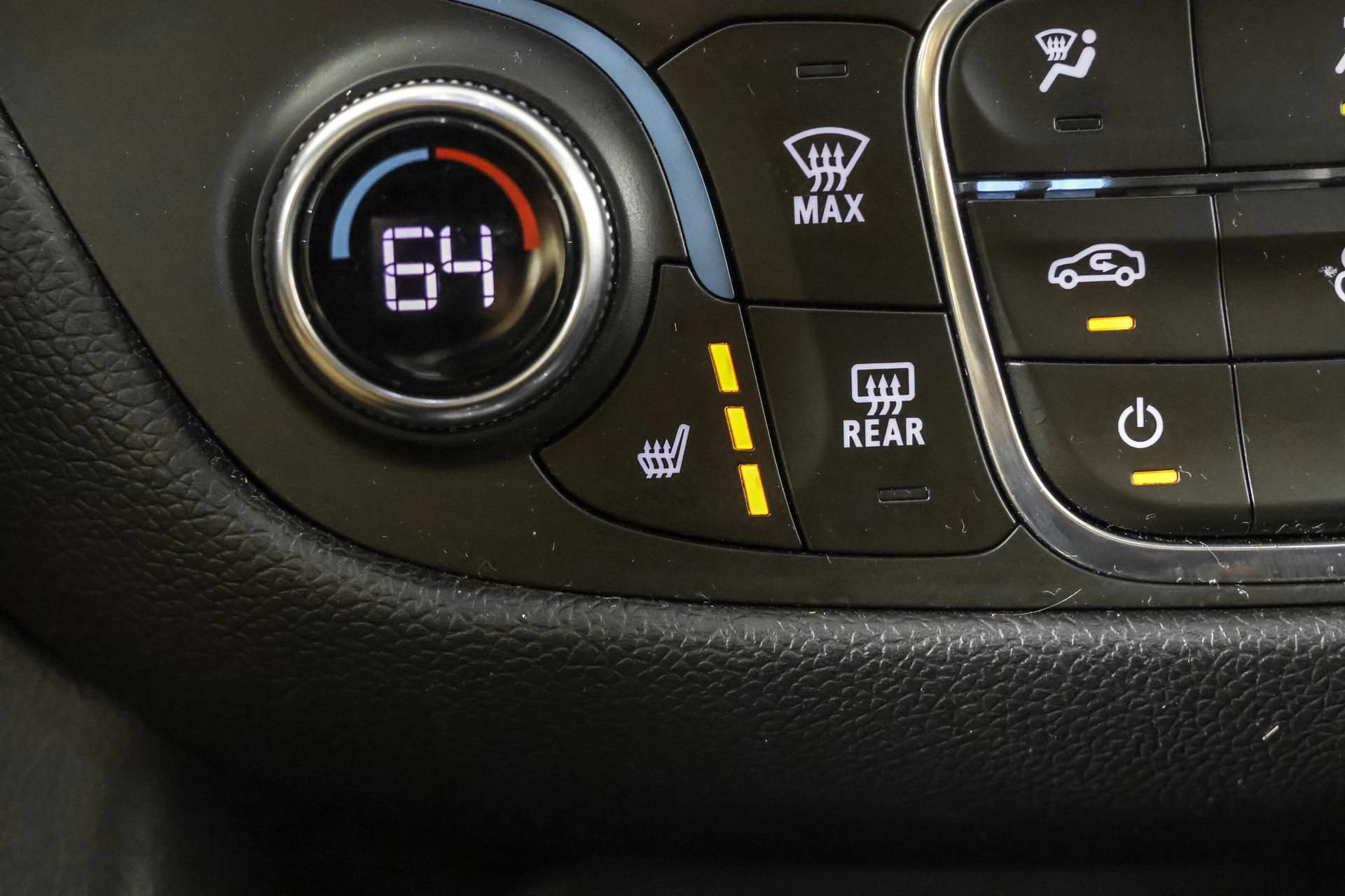 Used 2018 Chevrolet Equinox LT AWD/4WD image 33