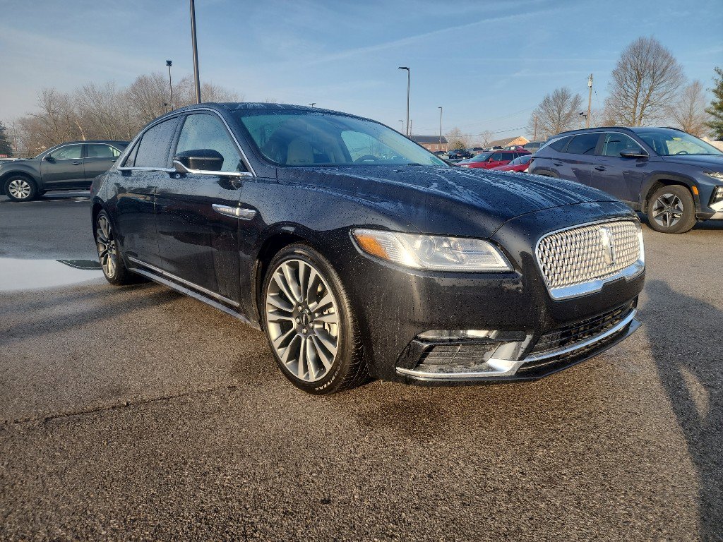 Used 2019 Lincoln Continental Select w/ Continental Climate Package image 1